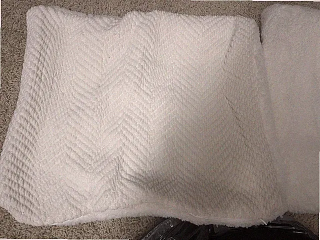 New Ugg Brea 2 Standard Shams For Comforter