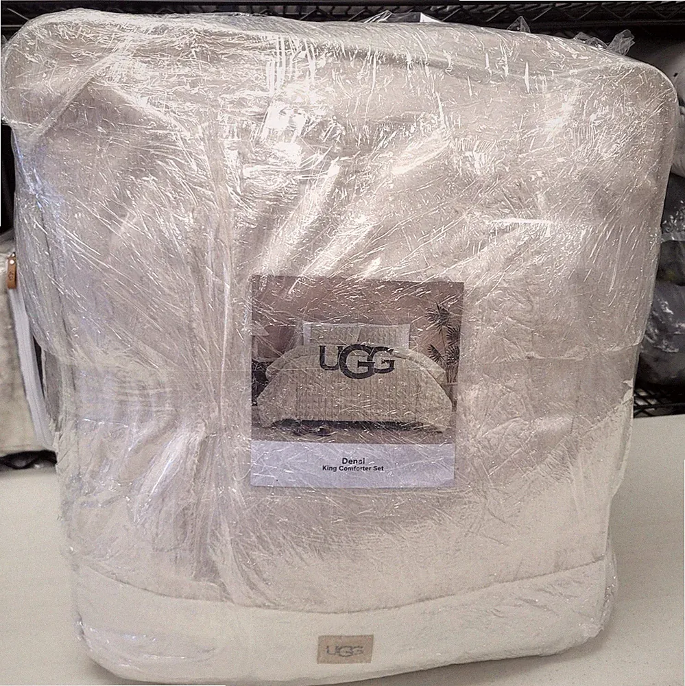 UGG Denai Faux Fur Reversible 3 Piece KING Comforter Set Snow