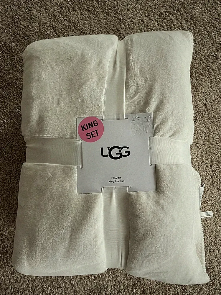 UGG Novah King Fleece Blanket Snow White Bedding Comforter Reversible