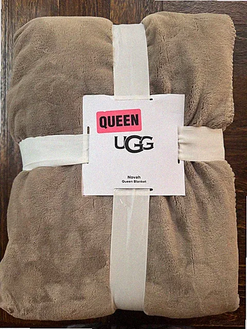UGG Novah Light Fawn Queen Blanket Comfy Cozy Soft Feel 92”x96” NEW