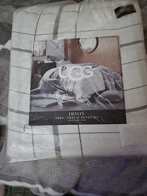 Ugg Twin Duvet Cover And Sham